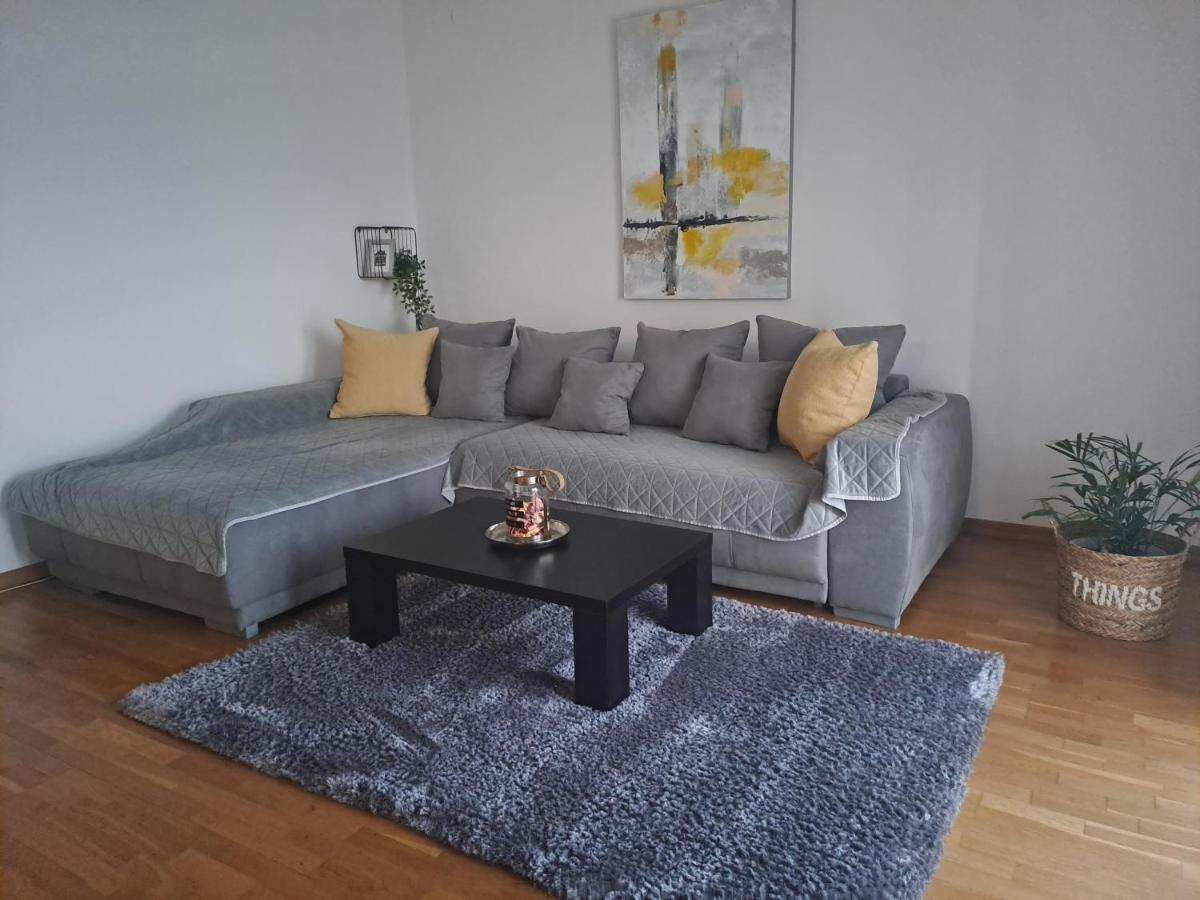 שיבניק Apartment Mira מראה חיצוני תמונה